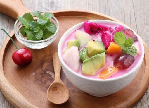 Es Buah Segar: Inspirasi Minuman Sehat untuk Berbuka Puasa