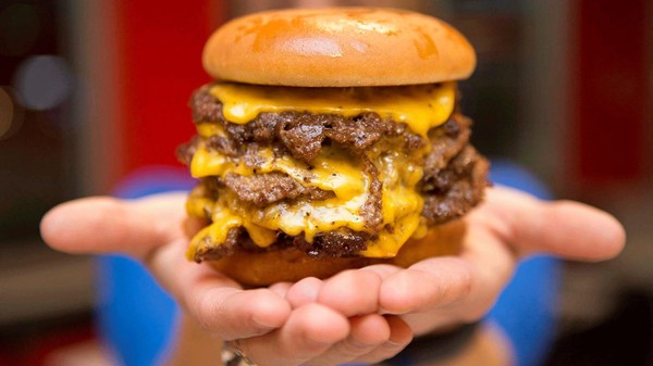 Burger Amerika: Pengalaman Makan Burger Juicy Khas AS yang Bikin Nagih