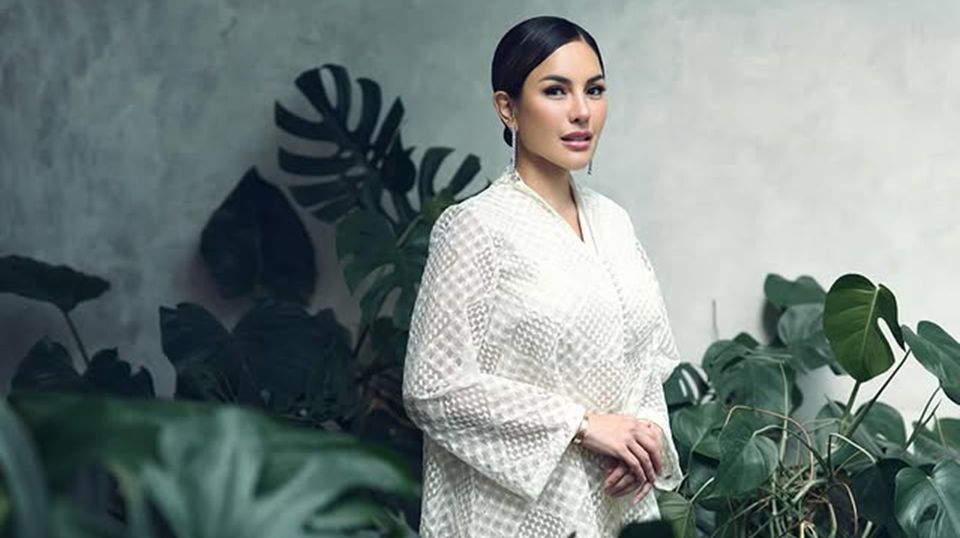 Kehidupan Nikita Mirzani: Antara Sorotan Kamera dan Realita Pahit 2025