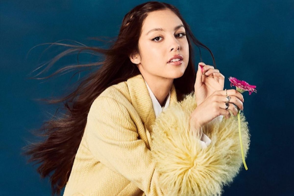 Olivia Rodrigo dan Aku: Lagu, Luka, dan Konser yang Mengubah Hidup