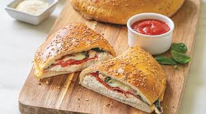 Calzone: Cerita Asyik dan Tips Praktis Membuat Calzone Sendiri di Rumah
