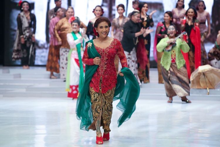 Fashion Show Kebaya