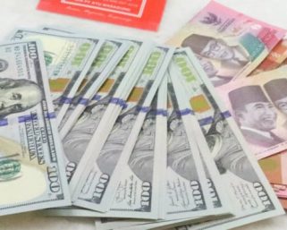 Rupiah Anjlok di 2025: Penyebab, Dampak, dan Cara Kita Bertahan Dari Krisis