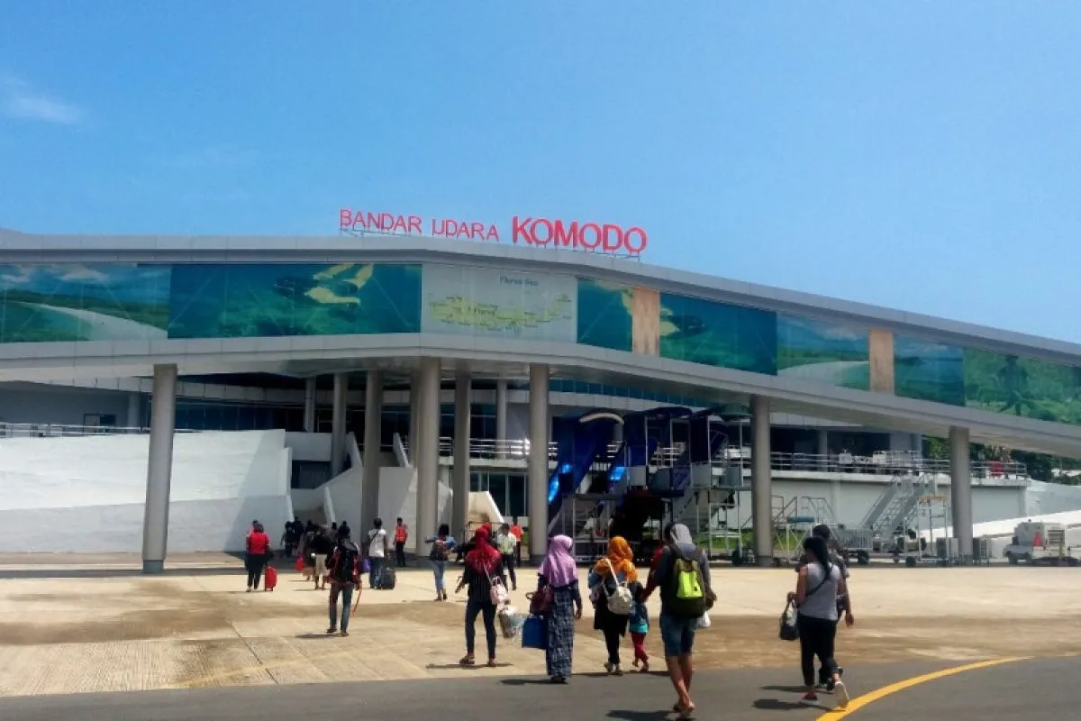 Bandara Komodo Diperluas