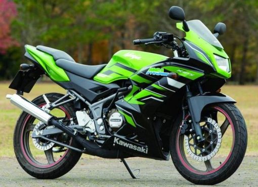 Legenda Dua Tak yang Tak Pernah Padam: Mengapa Kawasaki Ninja RR New Tetap Jadi Raja di Hati Penggemar Kecepatan
