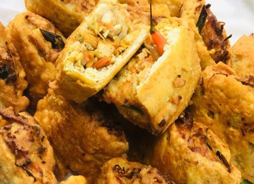 Tahu Isi Ayam Suwir: Camilan Gurih Berisi yang Bikin Ketagihan