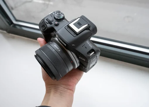 Canon EOS R50