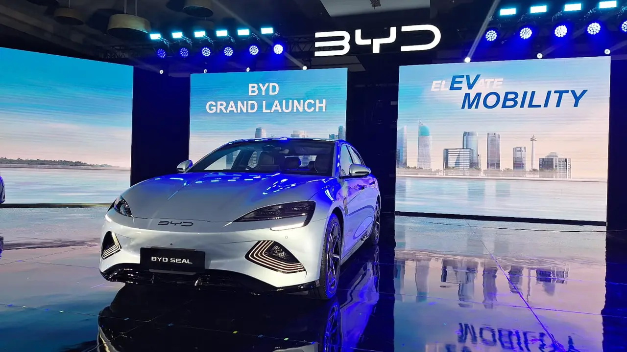 BYD Luncurkan Sedan Listrik