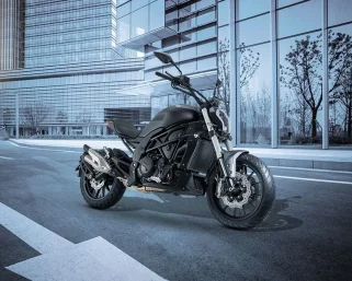 Mengulik Benelli 502C: Cruiser Italia yang Mencuri Perhatian