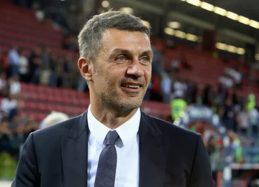 Paolo Maldini: Legenda Abadi yang Membentuk Sejarah Sepak Bola