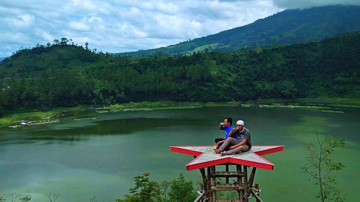Telaga Menjer