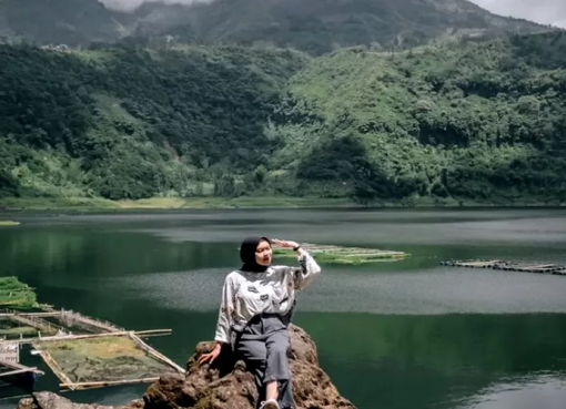 Telaga Menjer
