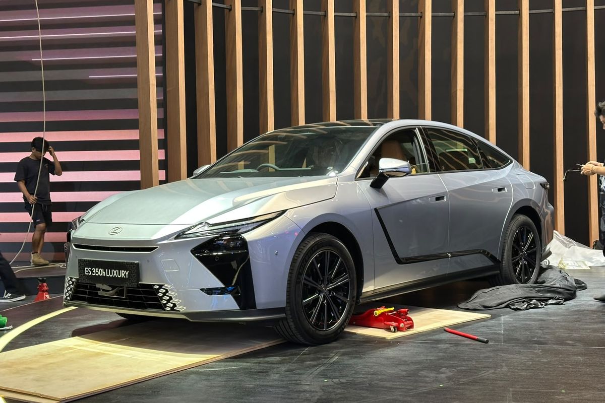 Lexus ES 350h