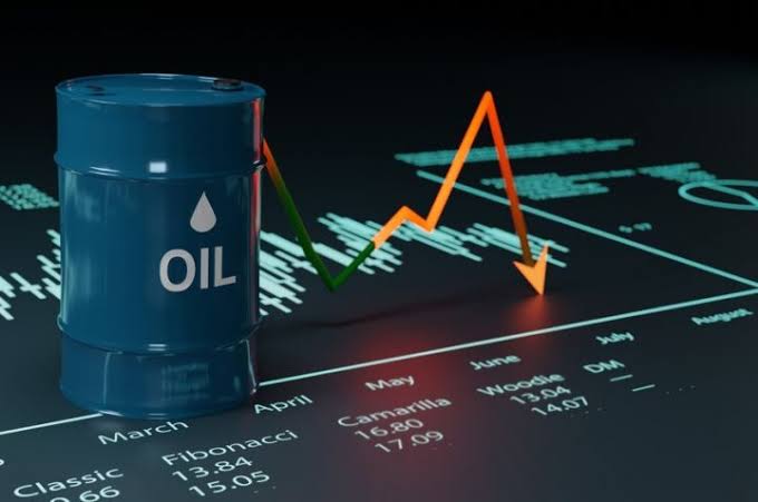 Harga Minyak Dunia Anjlok, Pasar Energi Menghadapi Tekanan Besar yang Mengubah Arah Ekonomi